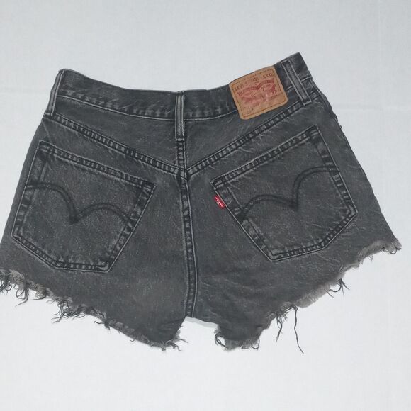 Levi's 501 Premium Button Fly Cut Off Denim Shorts-Size 25-Faded Black-Raw Hem - Picture 4 of 8